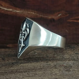 Anello teschio in argento sterling con gabbia