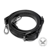 Bolso de cuero con bordado de calavera gótica