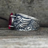 Anillo de plata de ley con diseño floral gótico y circonitas