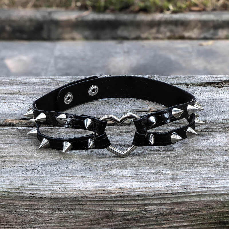 Punk Rivets Heart Leather Choker Necklace – GTHIC