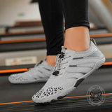 Quick-Drying Breathable Non-Slip Outdoor Hiking Shoes 02 | Gthic.com