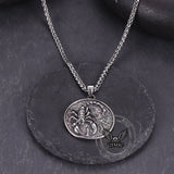 Retro Scorpion Stainless Steel Animal Round Pendant