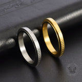 Simple 3mm Chessboard Stainless Steel Spinner Ring | Gthic.com