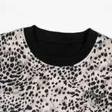 Stylish Crew Neck Reversible Leopard Print T-shirt