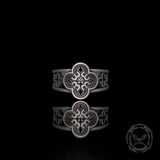 Vintage Hollow Floral Pattern Sterling Silver Ring | Gthic.com