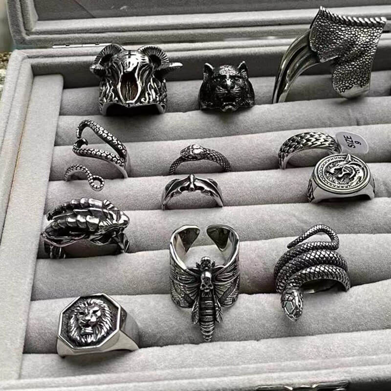 16 Animal Rings Set – GTHIC - Main Image