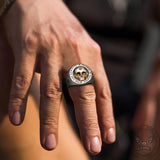 Anello teschio in argento sterling con simbolo della roccia
