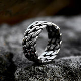 Minimalist Chain Style Stainless Steel Ring | Gthic.com