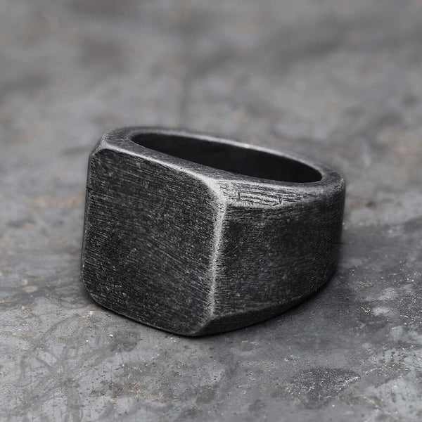 Retro Simple Plain Stainless Steel Square Ring 01 black | Gthic.com
