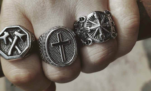What does a cross ring symbolize - Gthic.com - Blog