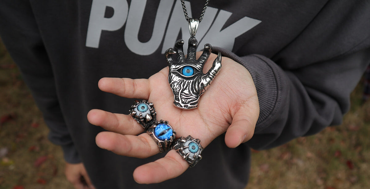 Pendentif Boule Cristal Griffe étain - Style Motard Gothique Punk - Neuf Sans Emballage