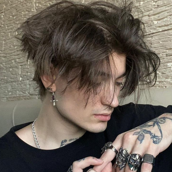 Do boys 2025 wear earrings