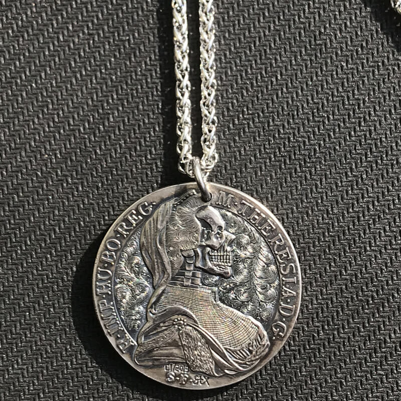 1780 Autrichien Maria-Trey Double Eagle Skull Hobo Pendentif Nickel