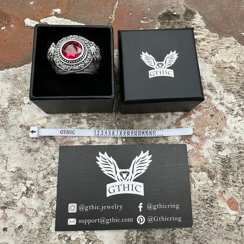 Baroque Lion Gem-set Sterling Silver Ring