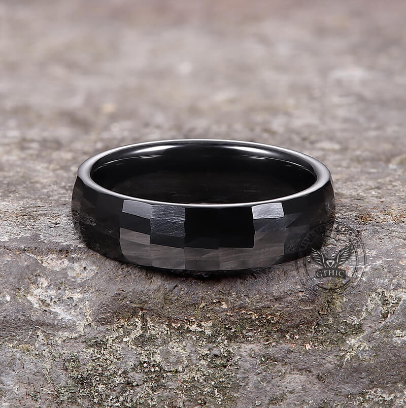 Black Rectangular Faceted Ceramic Ring | Gthic.com