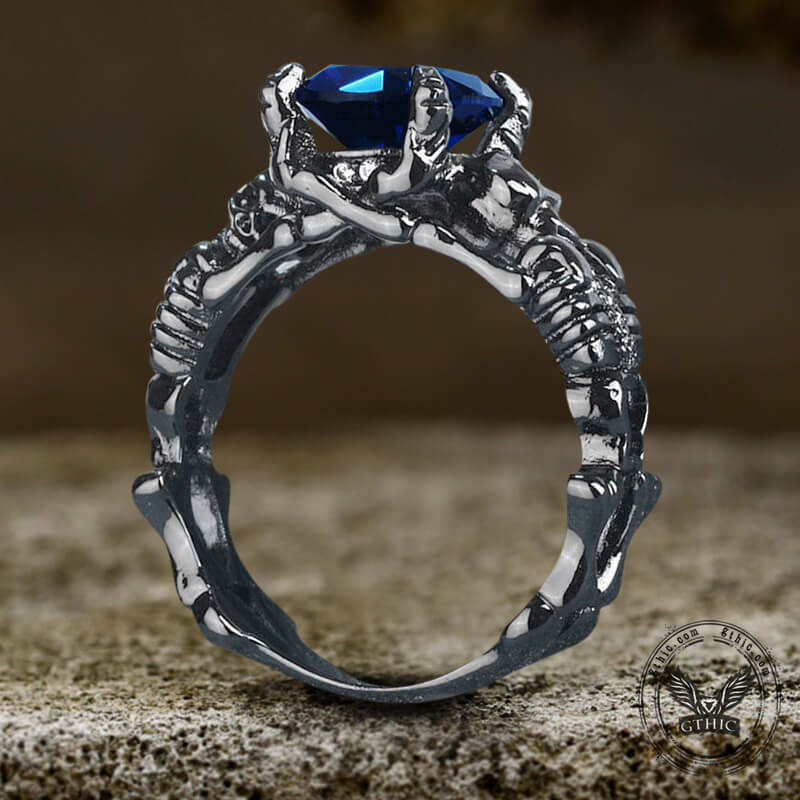 Black Skull Tribute Gem Brass Ring | Gthic.com