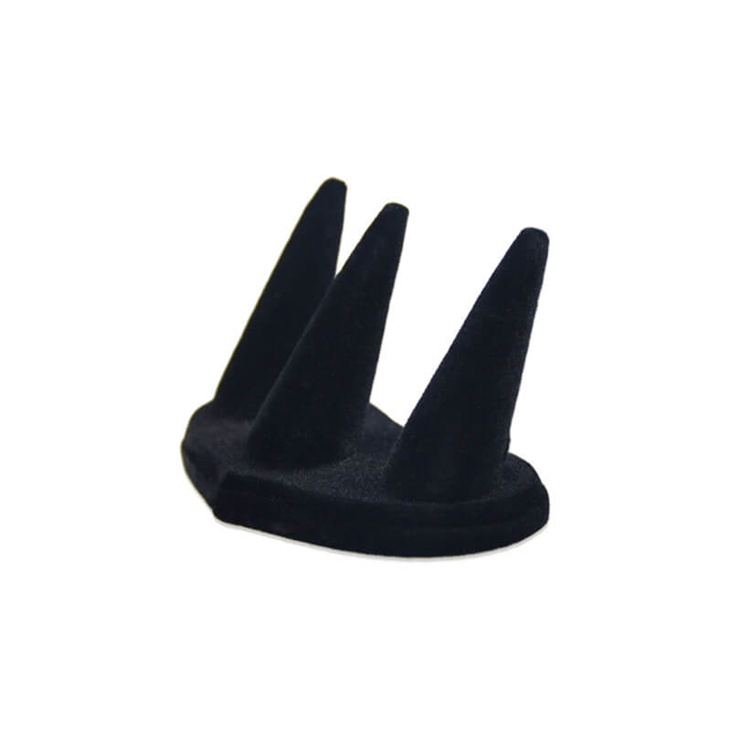 Soporte de joyería de manos de corazón de amor gótico