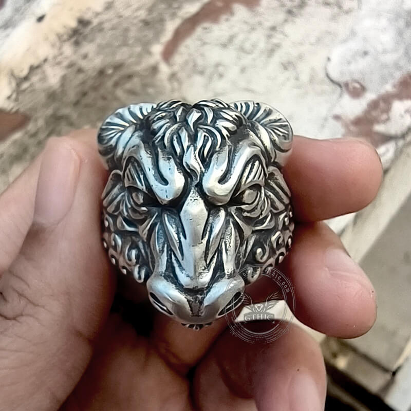 Bull Head Sterling Silver Animal Ring 01 | Gthic.com