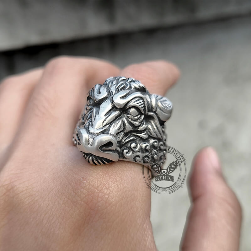 Bull Head Sterling Silver Animal Ring 01 | Gthic.com