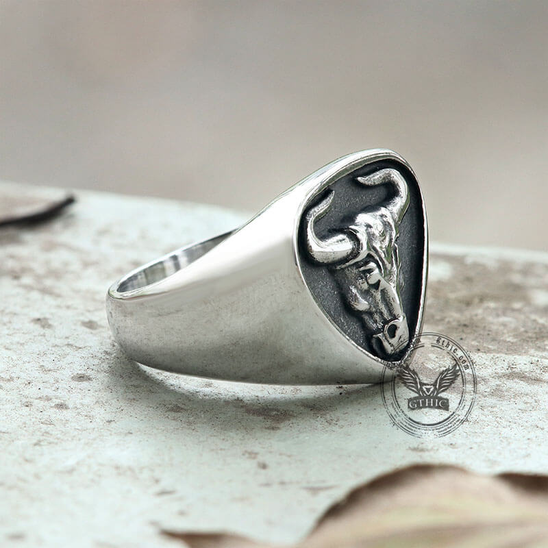 Bull Stainless Steel Signet Animal Ring | Gthic.com