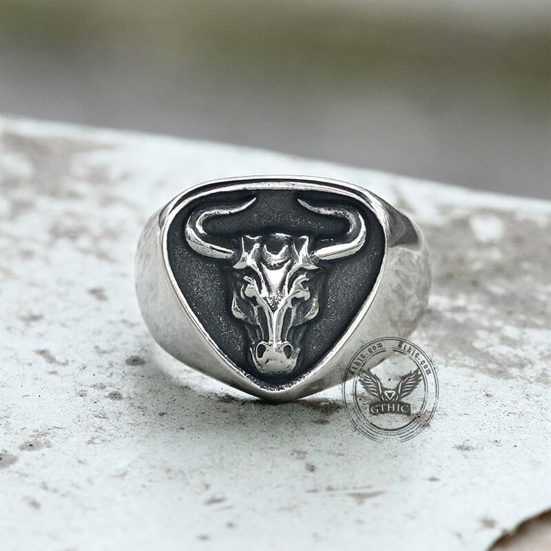 Bull Stainless Steel Signet Animal Ring | Gthic.com