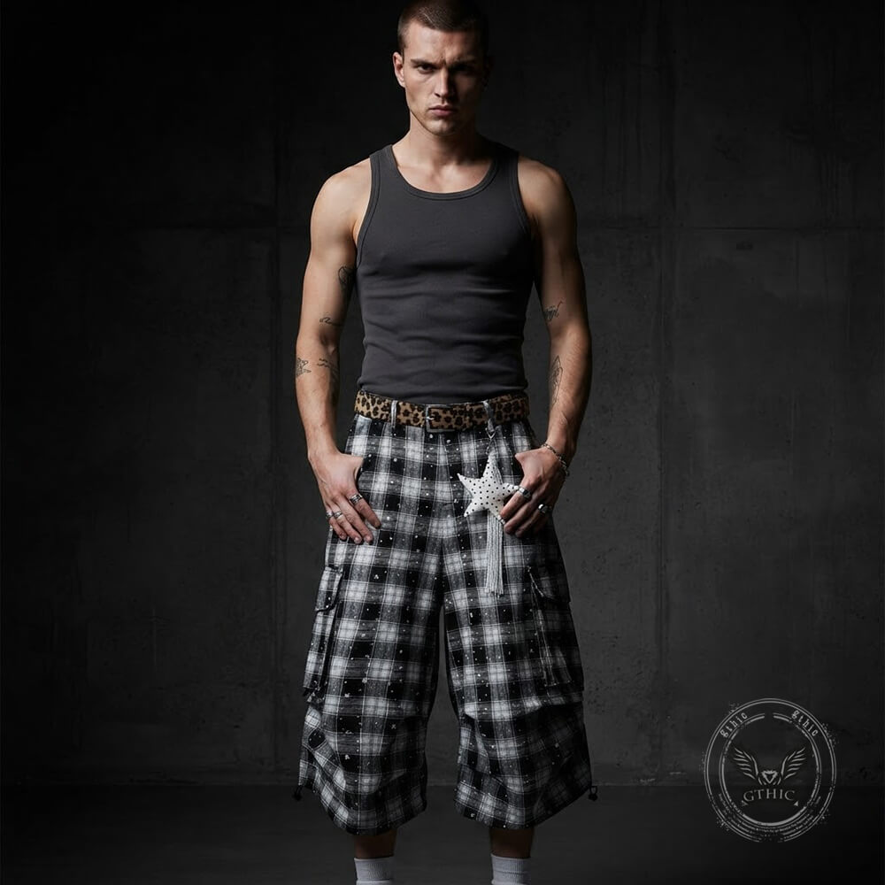 Casual Preppy-Style Star-Print Plaid Wide-Leg Shorts | Gthic.com