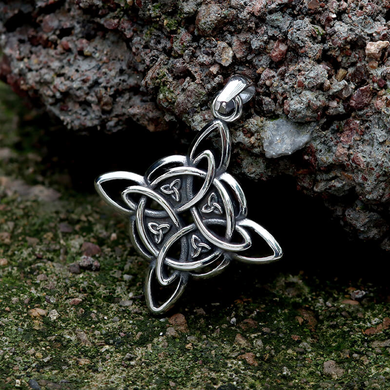 Celtic Triquetra Stainless Steel Pendant | Gthic.com