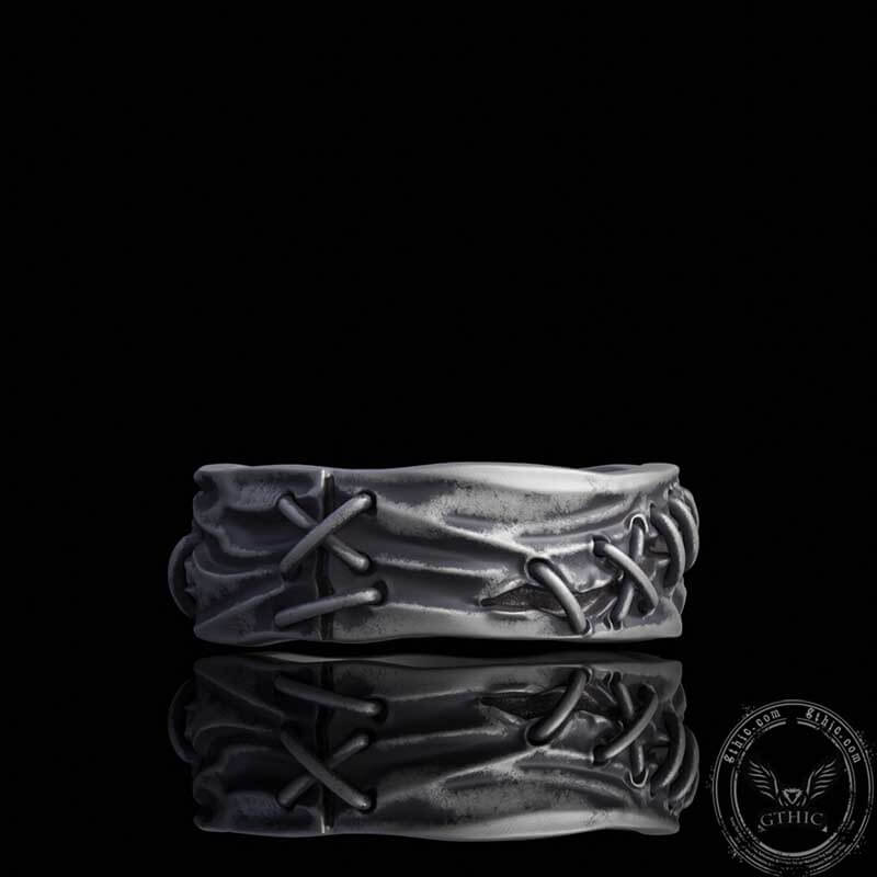 Crack Sew Knot Sterling Silver Ring | Gthic.com