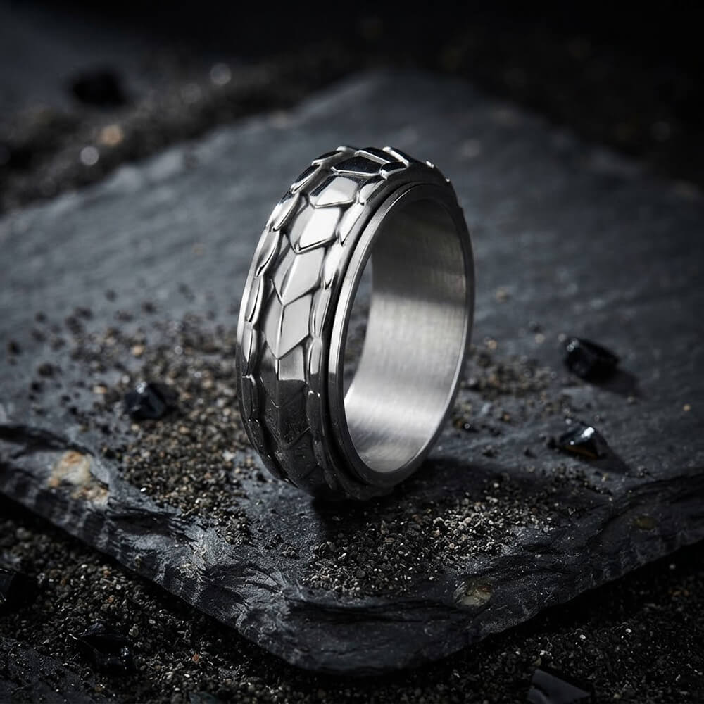 Creative Dragon Scale Stainless Steel Spinner Ring