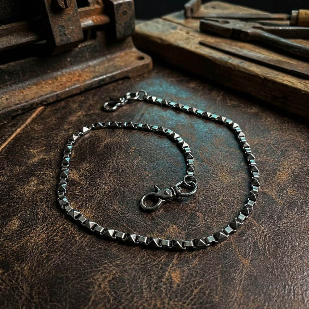 Creative Punk-Style Skull Rivet Alloy Pants Chain