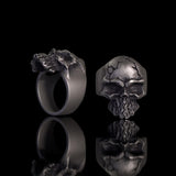 Dark Crack Sterling Silver Skull Ring | Gthic.com