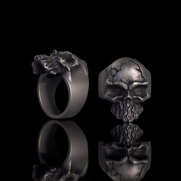Dark Crack Sterling Silver Skull Ring – GTHIC