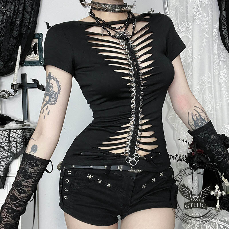 Dark Gothic Eight-Shaped Buckle Bone Chain T-Shirt | Gthic.com