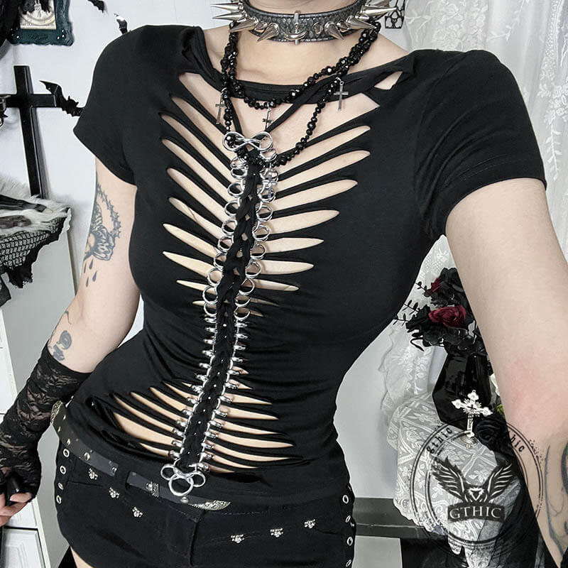 Dark Gothic Eight-Shaped Buckle Bone Chain T-Shirt | Gthic.com