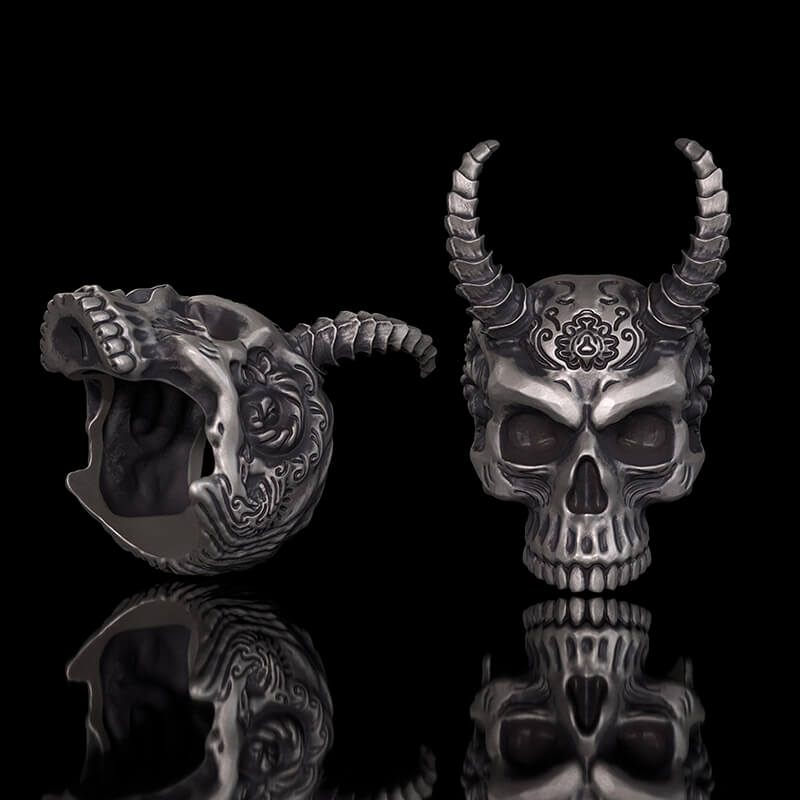 Devil Horned Skull Sterling Silver Gothic Ring | Gthic.com