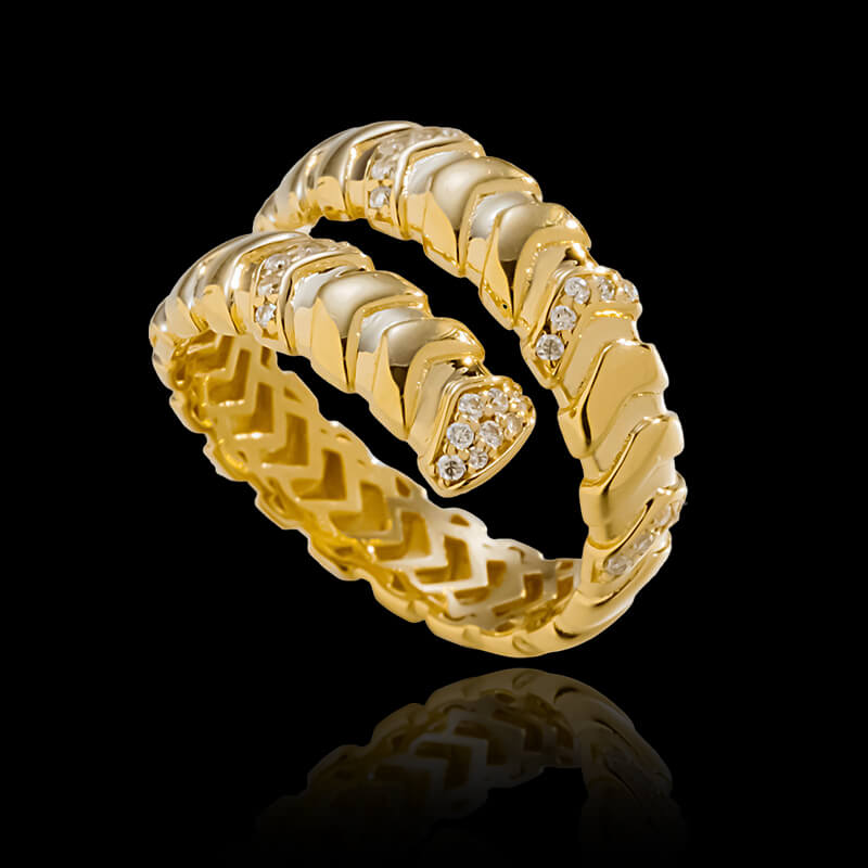 Diamond-set 18K Gold Snake Ring | Gthic.com