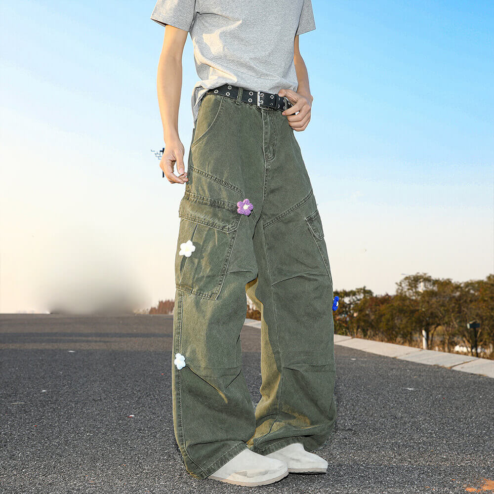 Dopamine Plush Floral Large Pocket Wide Leg Pants | Gthic.com