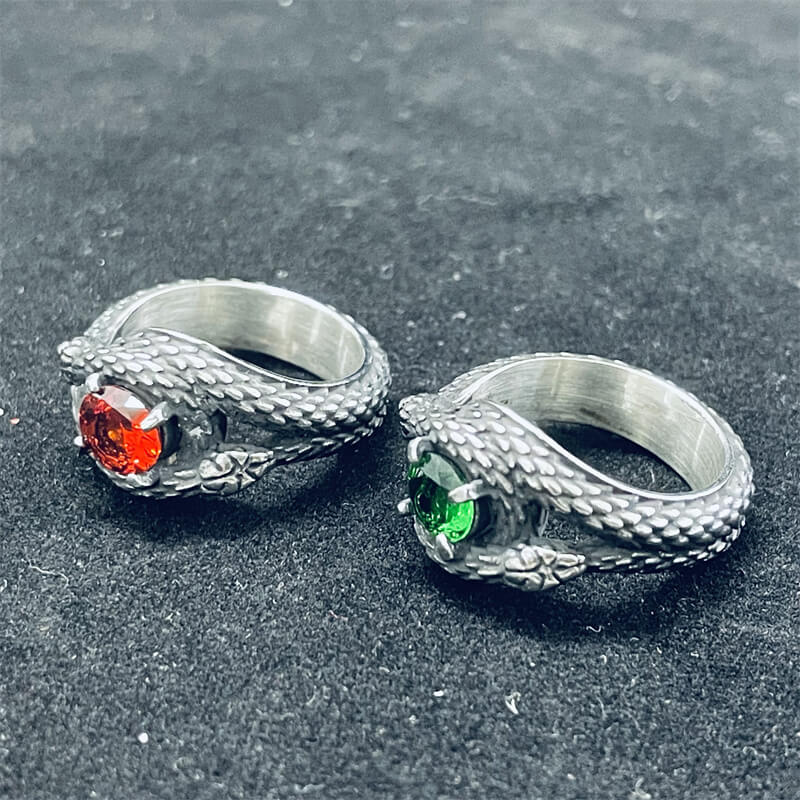 Anillo de acero inoxidable con piedra de circonita entrelazada con doble serpiente