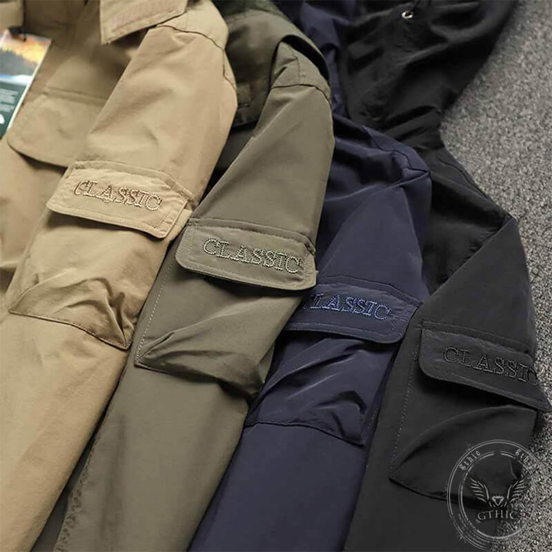 Chaqueta motera de cuero con tachuelas y corte slim en color negro