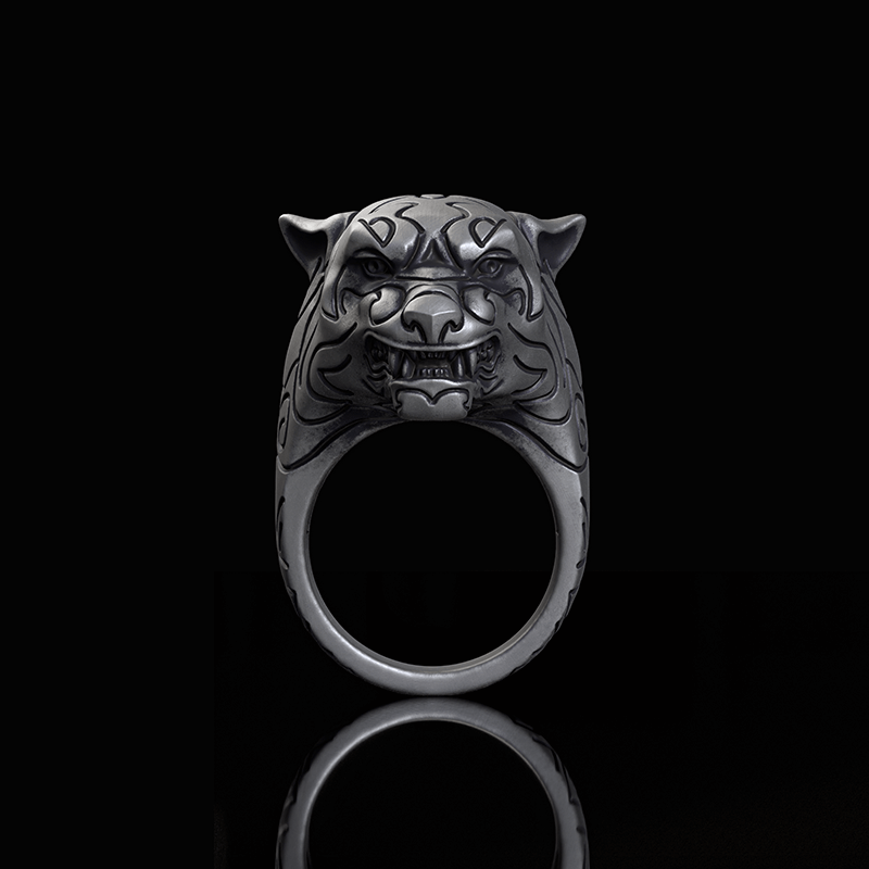 Fierce Panther Sterling Silver Animal Ring | Gthic.com