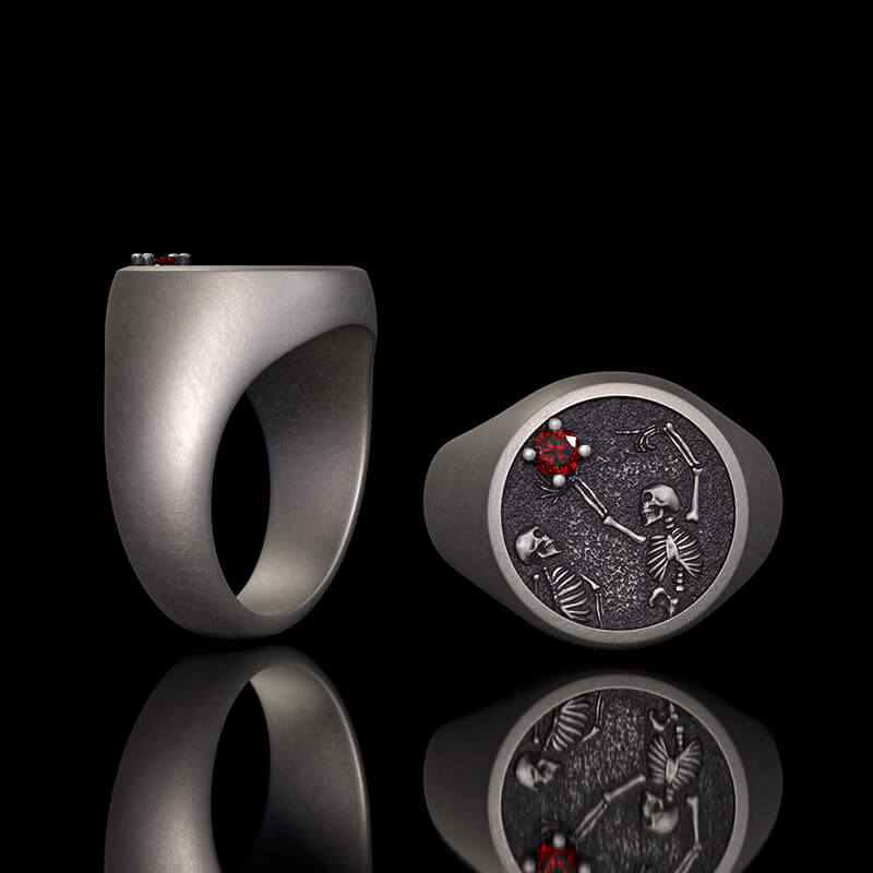 Give My Heart To You Red Gem Sterling Silver Skull Ring 01 | Gthic.com