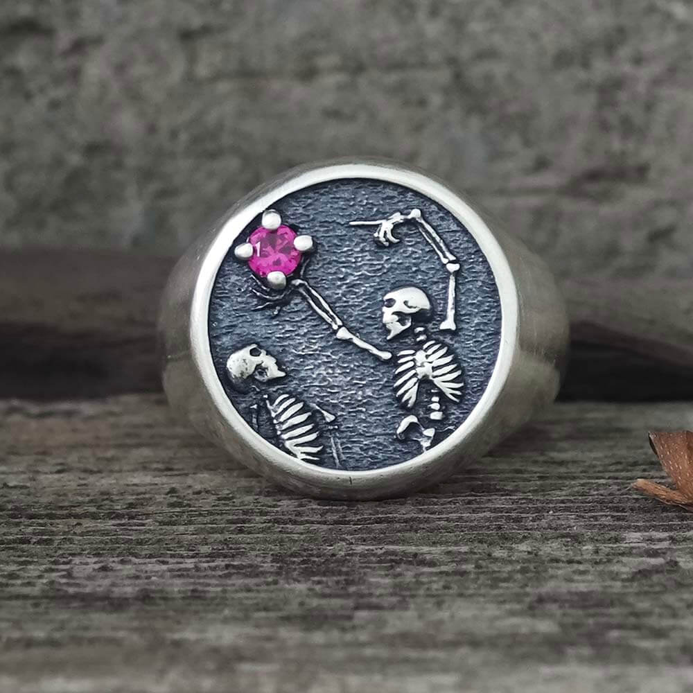 Give My Heart To You Red Gem Sterling Silver Skull Ring | Gthic.com