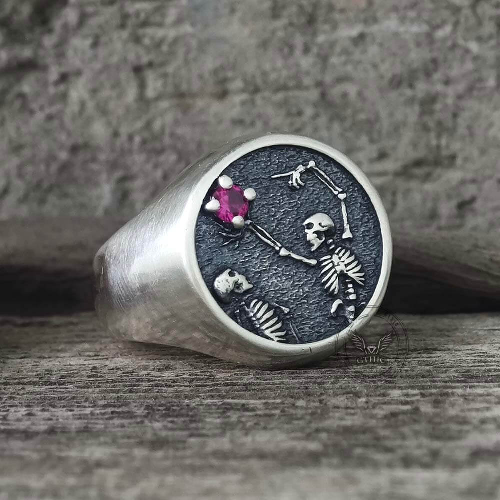 Give My Heart To You Red Gem Sterling Silver Skull Ring | Gthic.com