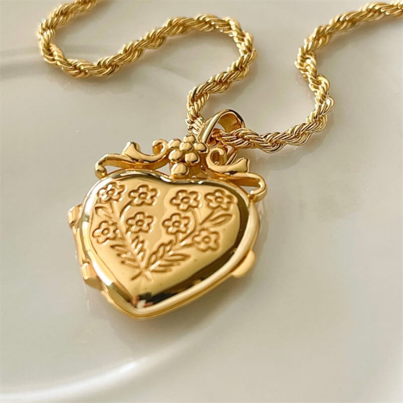 Gold Heart Shape Openable Copper Locket Necklace