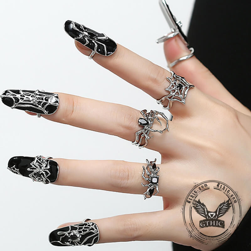 Goth Spider Alloy Animal Nail Rings | Gthic.com