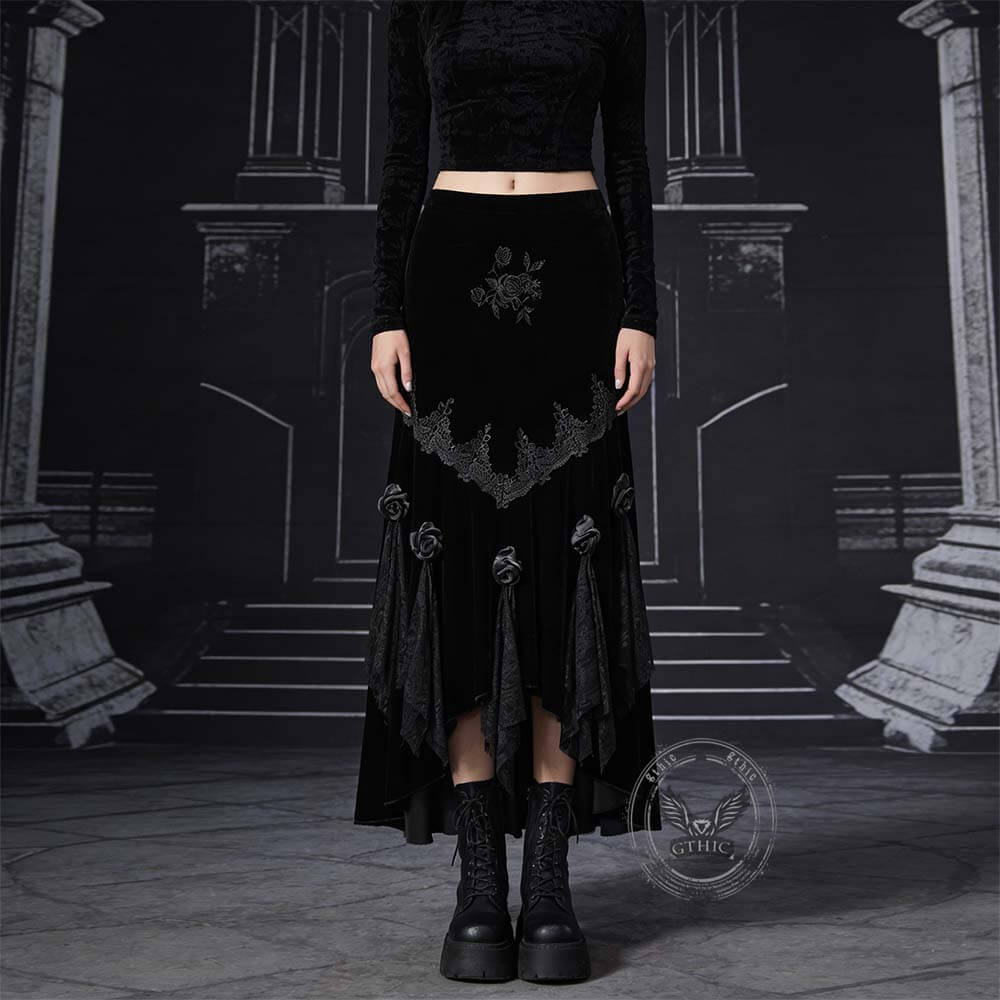 Gothic Black Embroidered High-Waisted Velvet Fishtail Skirt | Gthic.com
