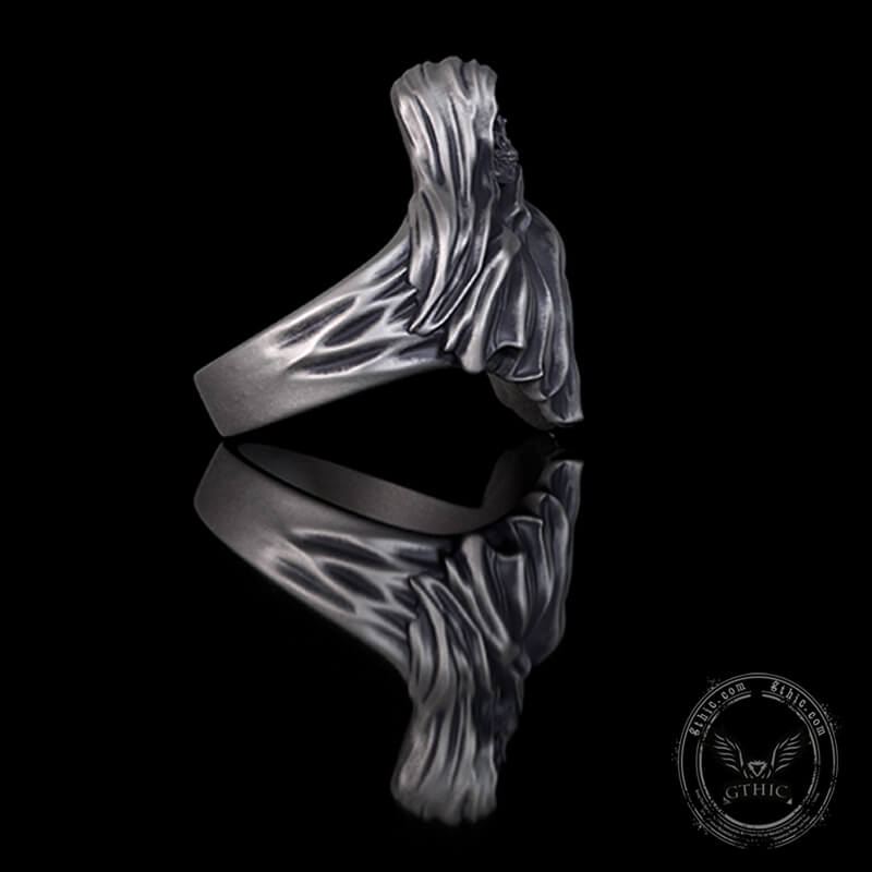 Gothic Cape Skull Sterling Silver Ring | Gthic.com