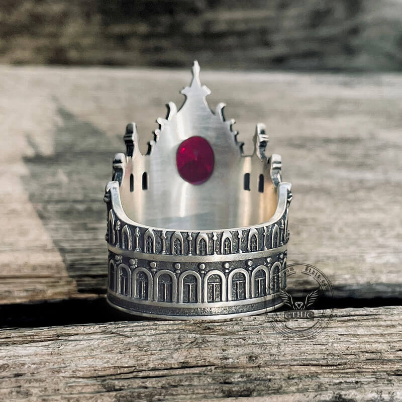 Anillo de plata de ley con castillo gótico