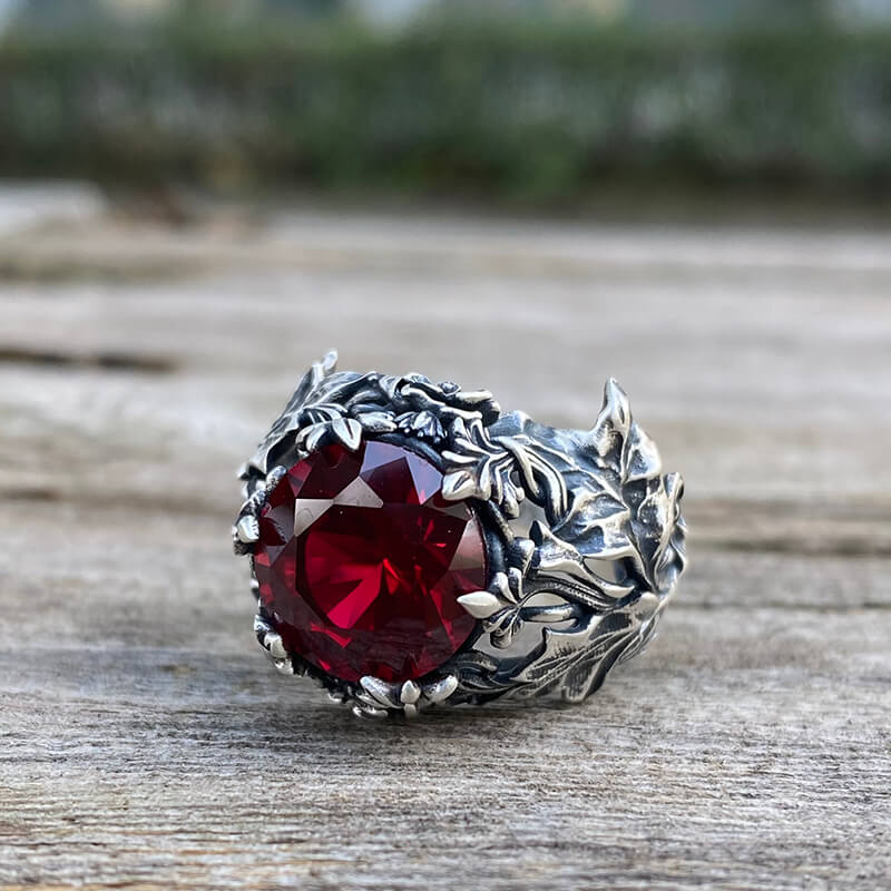 Gothic Floral Pattern Zircon-set Sterling Silver Ring | Gthic.com