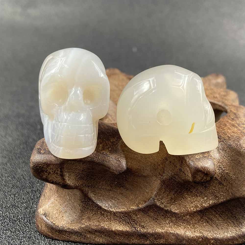 Gothic Natural Crystal Stone Skull Beaded Figurine